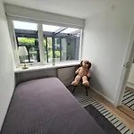 Townhouse Med Traeterrasse