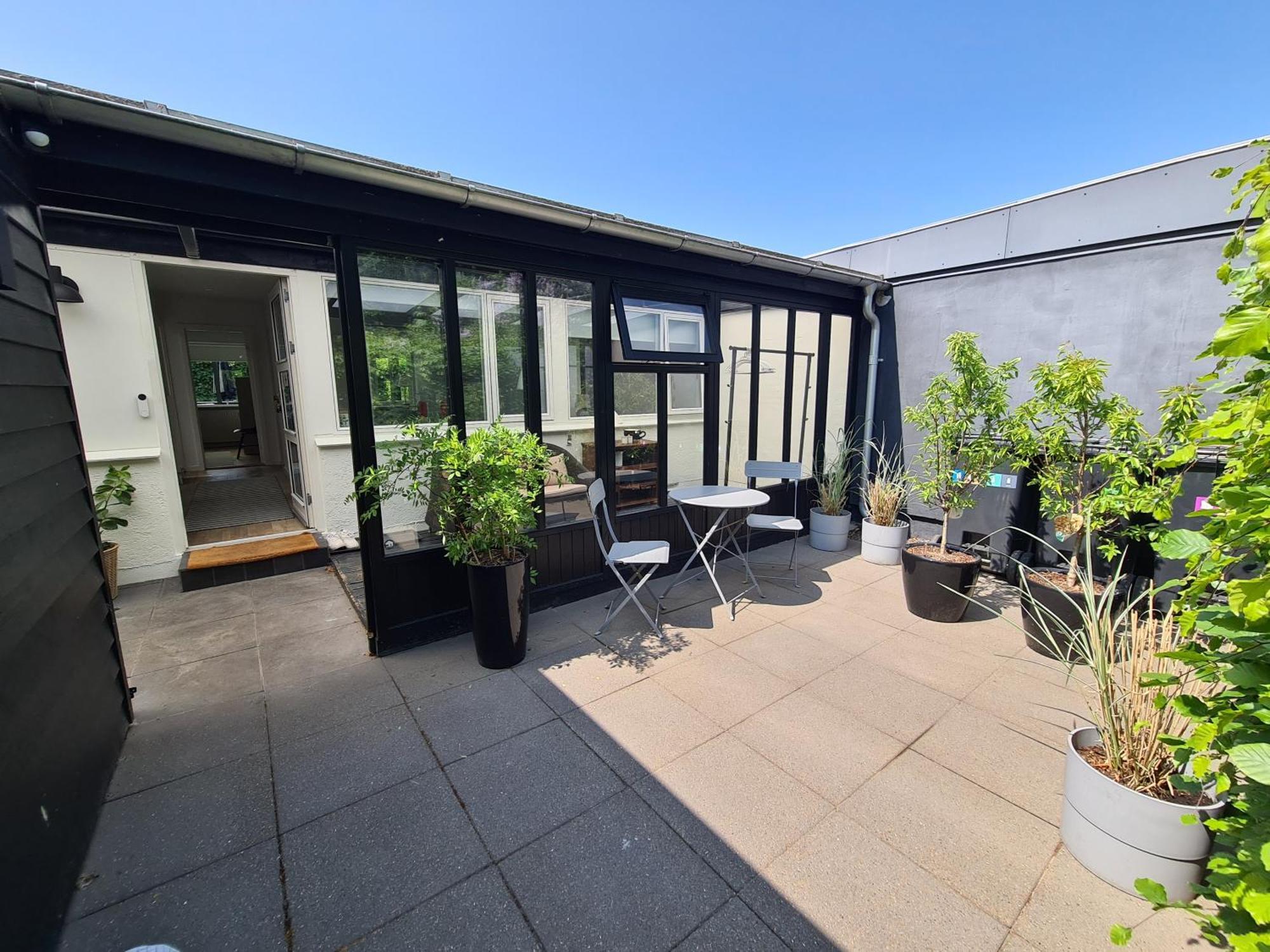 Townhouse Med Traeterrasse Odense