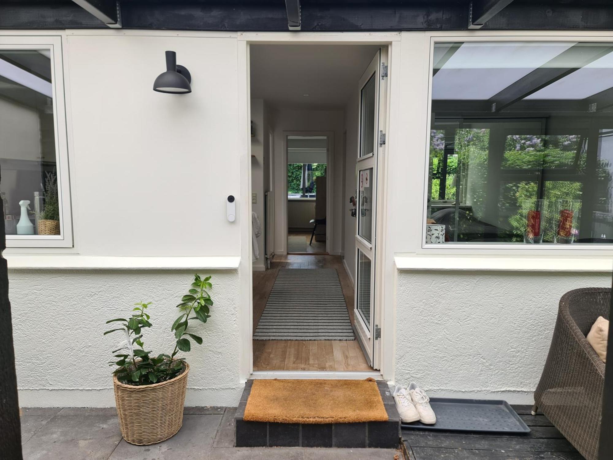 Townhouse Med Traeterrasse